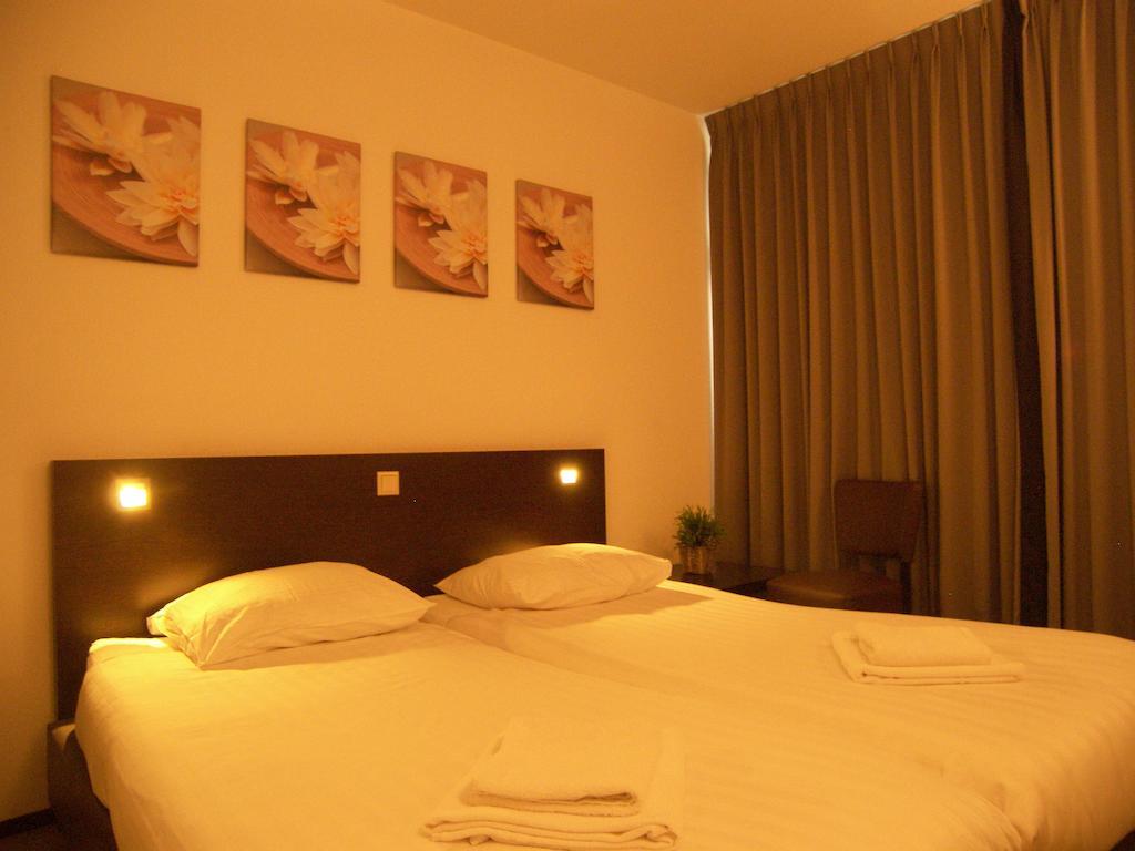 Hotel De Markt Valkenswaard Pokoj fotografie